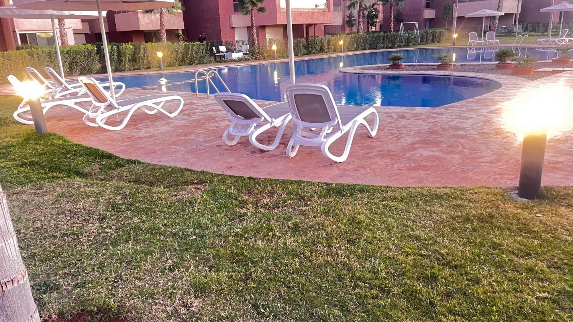 מרקש Appartement De Luxe Avec Jardin Vue Sur La Piscine Golf Securise 24H Sur 24 A 5 Minutes De L Aeroport מראה חיצוני תמונה