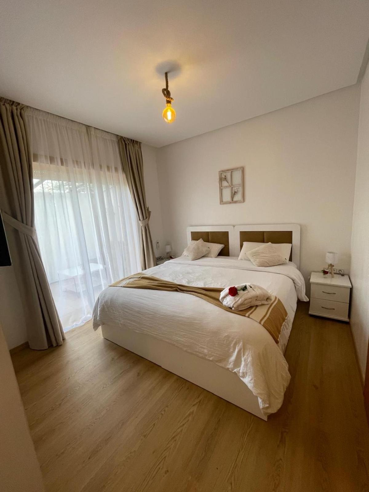 מרקש Appartement De Luxe Avec Jardin Vue Sur La Piscine Golf Securise 24H Sur 24 A 5 Minutes De L Aeroport מראה חיצוני תמונה